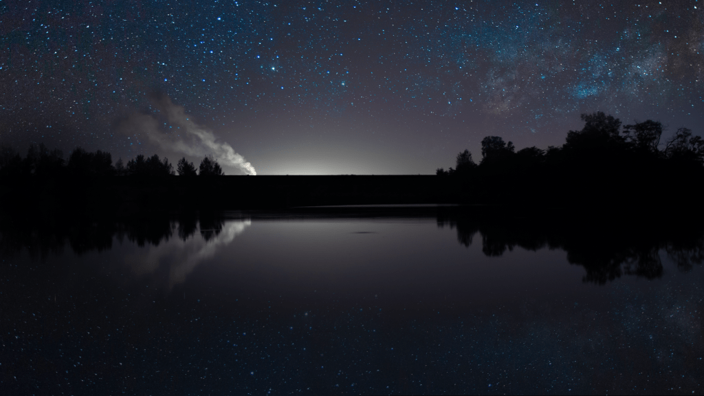Nočná hra svetiel – najlepšia nočná zábava pre&nbsp;kamarátov